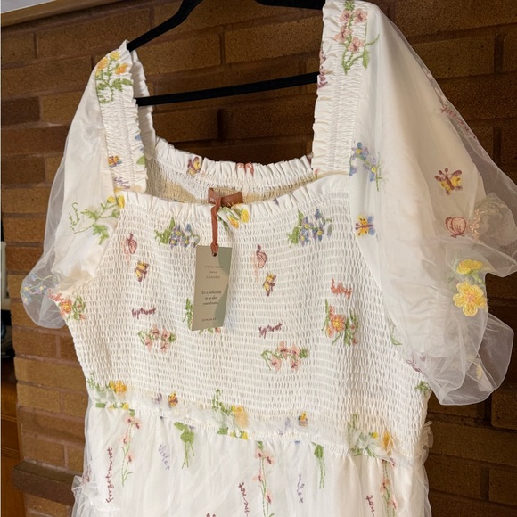 NWT JessaKae White Dress with Colorful Floral Embroidery - Picture 3 of 9